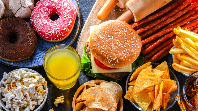 Makanan Penyebab Jantung Koroner: Bahaya Gorengan & Trans